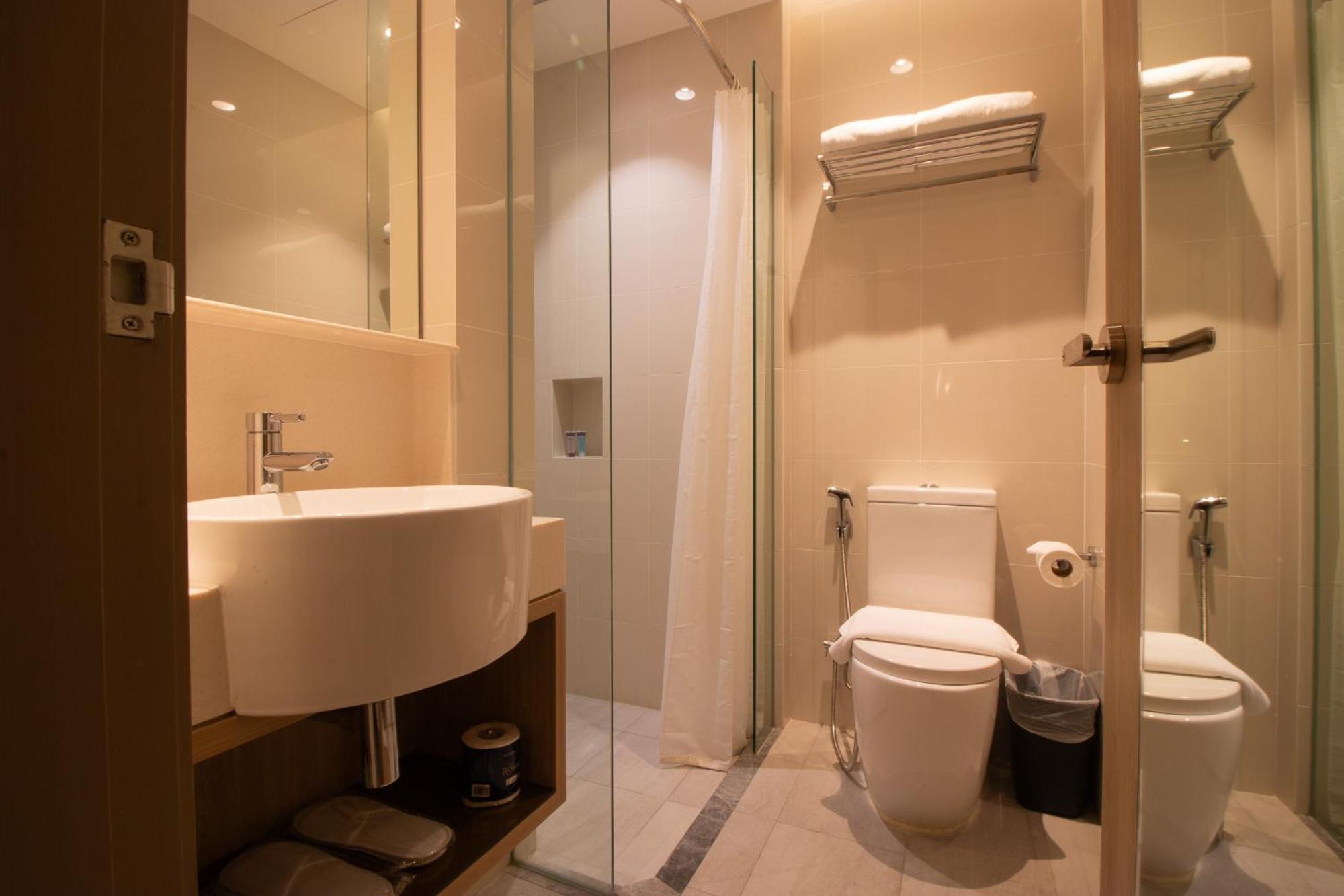 Aqueen Prestige Hotel Jalan Besar Singapore Eksteriør billede