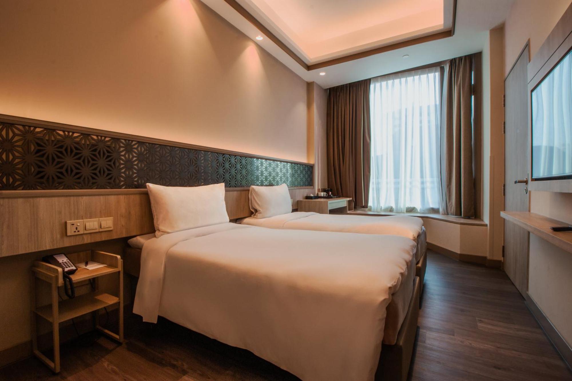 Aqueen Prestige Hotel Jalan Besar Singapore Eksteriør billede